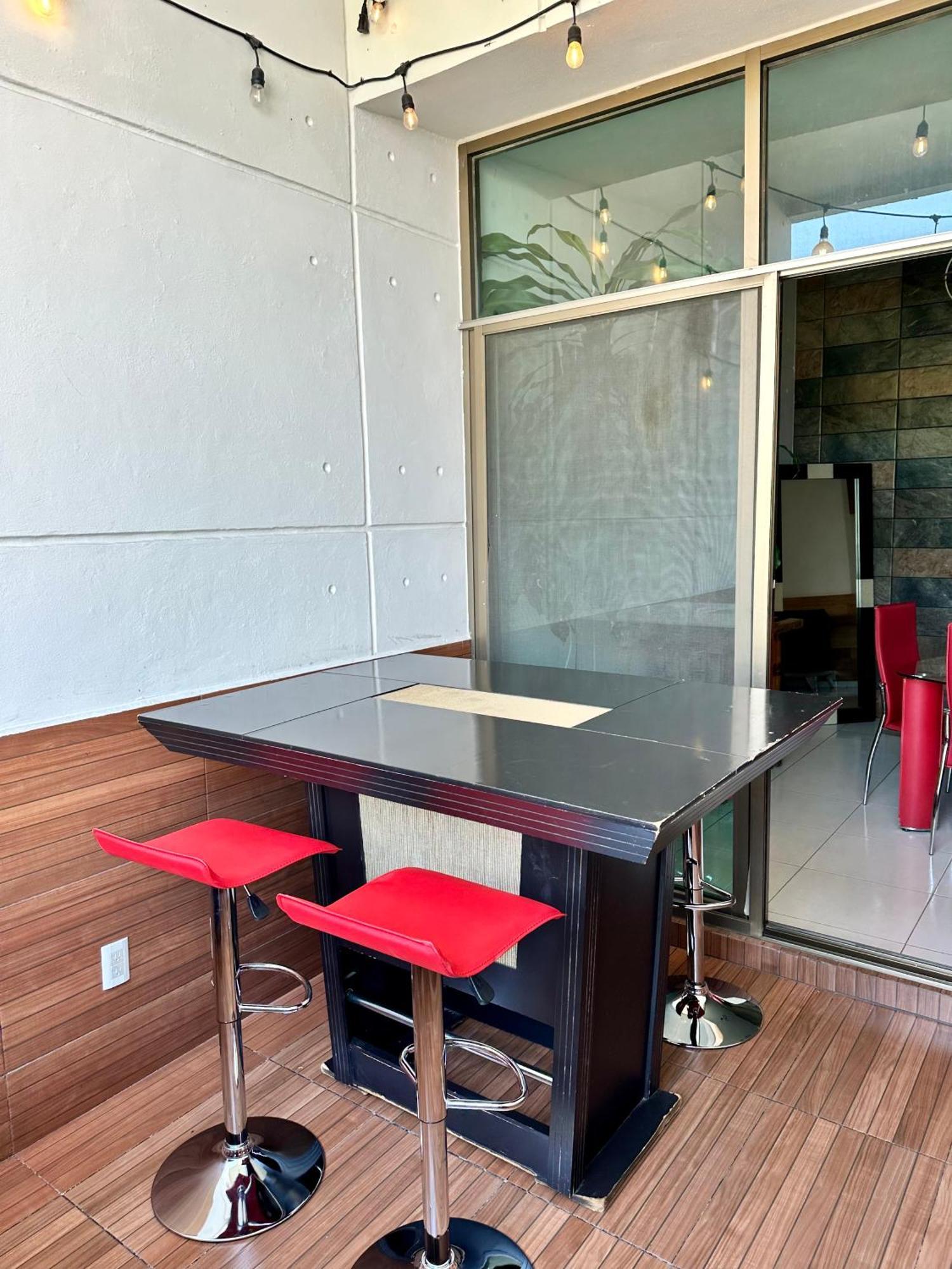 Loft Arte Y Diseno, Terraza, Asador, 3 Pantallas "Cuernavaca Somos El Unico Airbn Que Te Ofrece 2 Exclusivos Jacuzzis Profesionales Con Agua Caliente Y Sistema De Hidromasaje, Tipo Spa" Fraccionamiento Vigilancia 24 Horas Apartamento Exterior foto